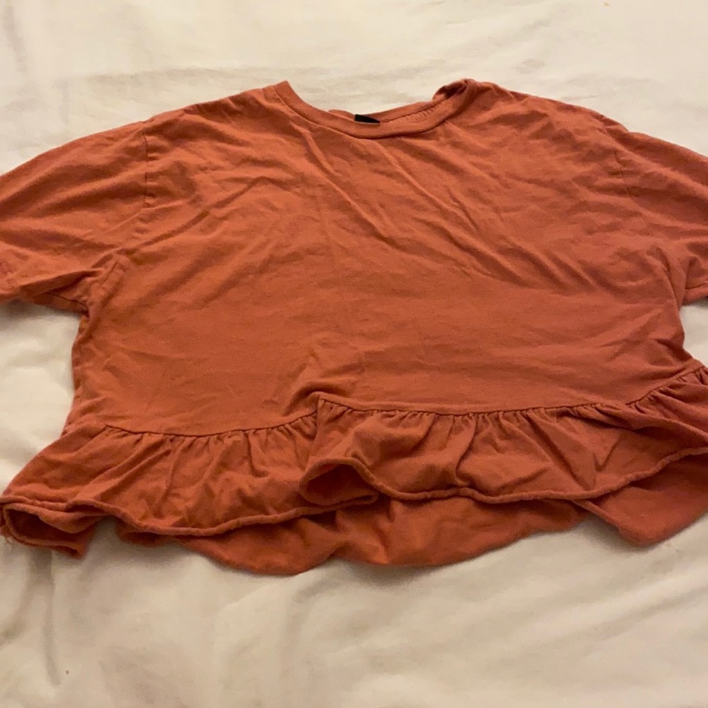 wild fable xs cropped peach/pink ruffle shirt